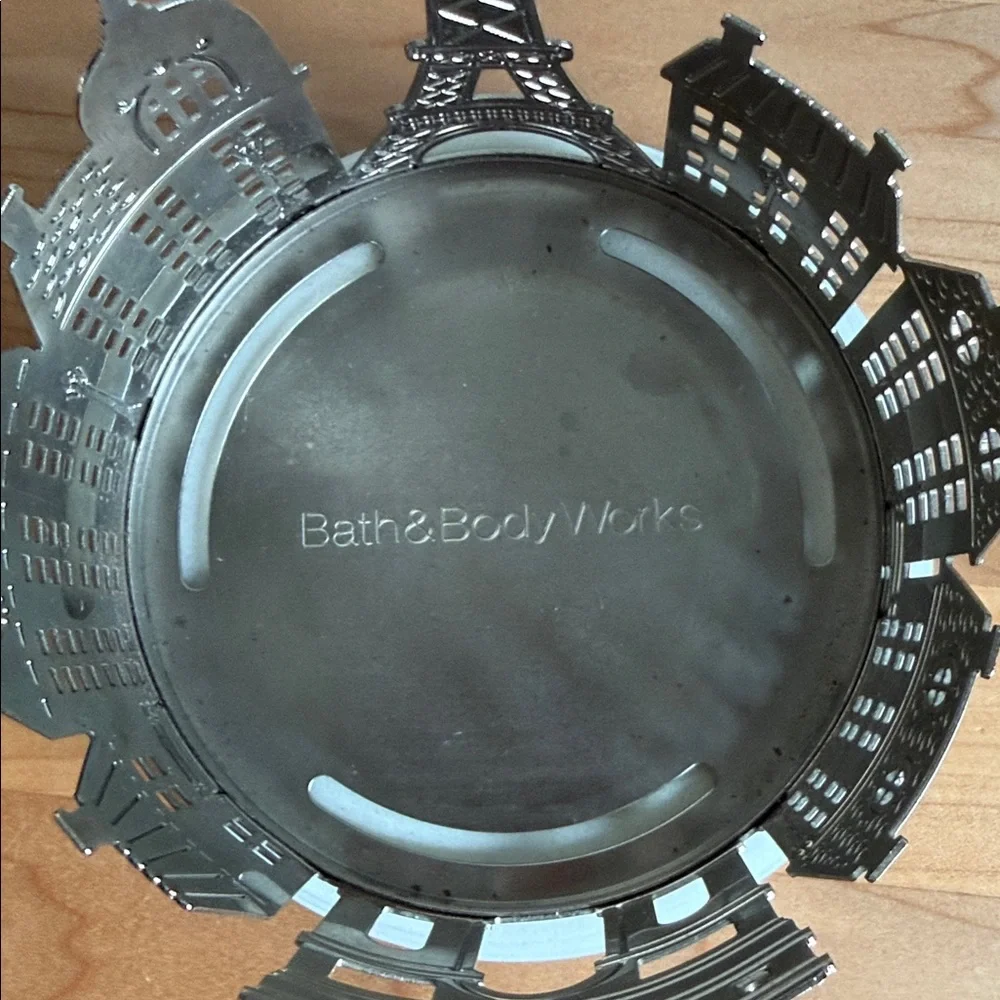 Bath & Body Works Emily in Paris Cityscape 3-Wick Candle Holder Silver / Chrome - Picture 2 of 16